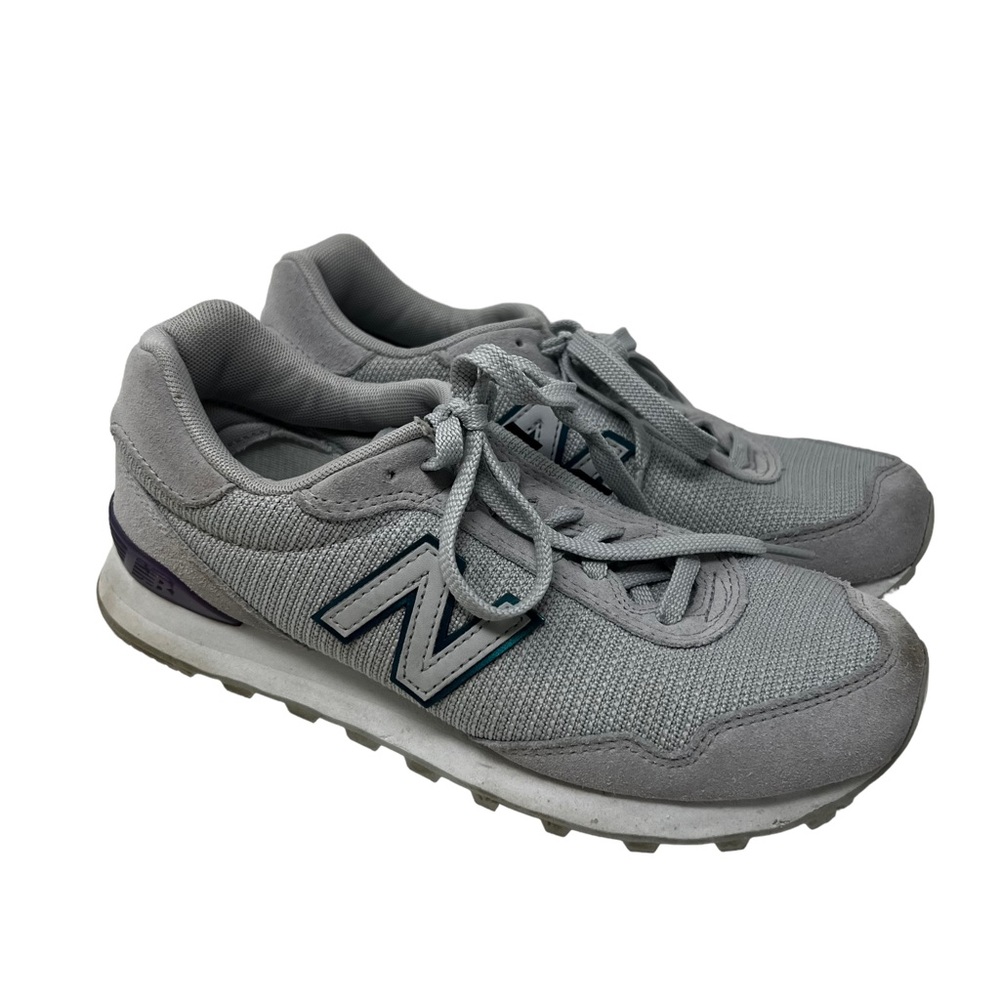 New Balance Grey Women’s Tennis Sneakers Athletic Shoes size US 7